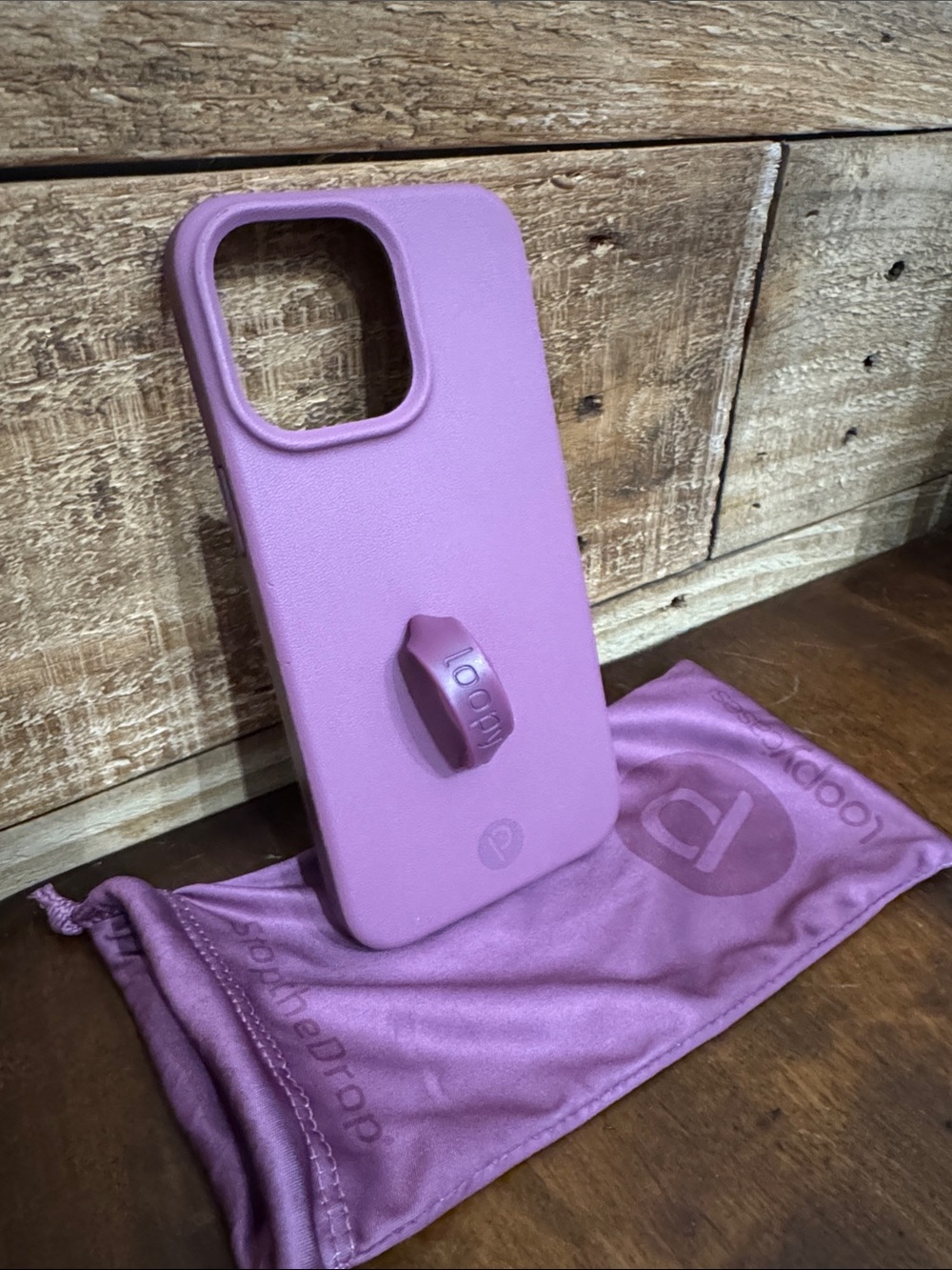 Loopy Case in “Dusty Plum” for Iphone 15 ProMax